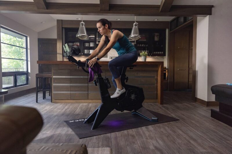 Garmin Tacx® NEO Bike Plus Heimtrainer – Bild 9
